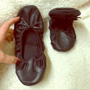 NEW Black Sz 8 Capelli Foldable Ballet Flats